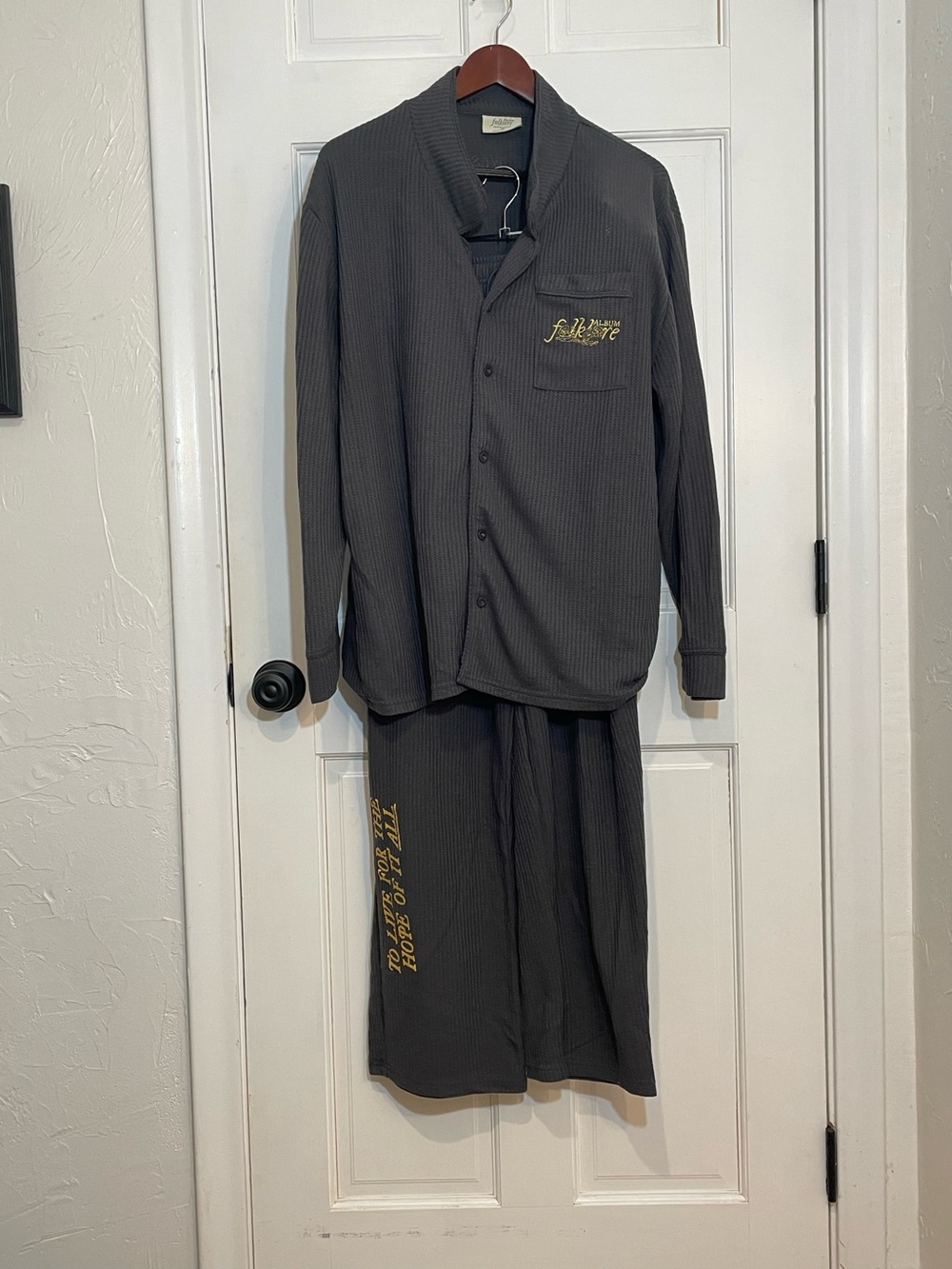 Folklore Taylor Swift Album Pajama Set XL Gray Waffle Knit Embroidered 2 Piece